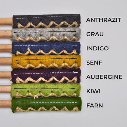 Die fünf Farbvarianten der Katzenangel Wildfang: Anthrazitgrau, Indigo, Senf, Aubergine und Kiwi